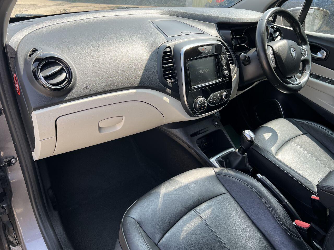 Renault Captur view 22