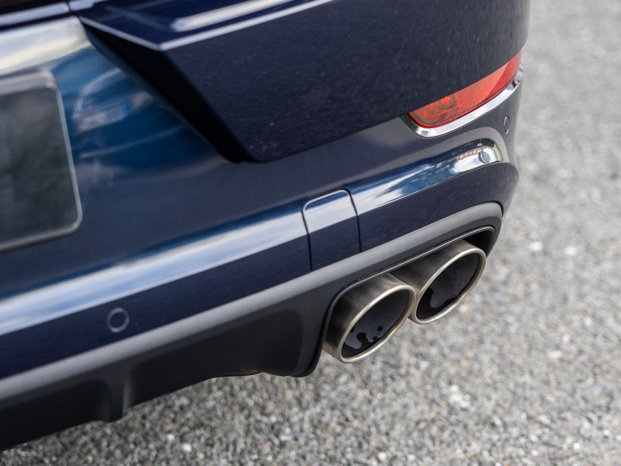 Porsche Cayenne view 20