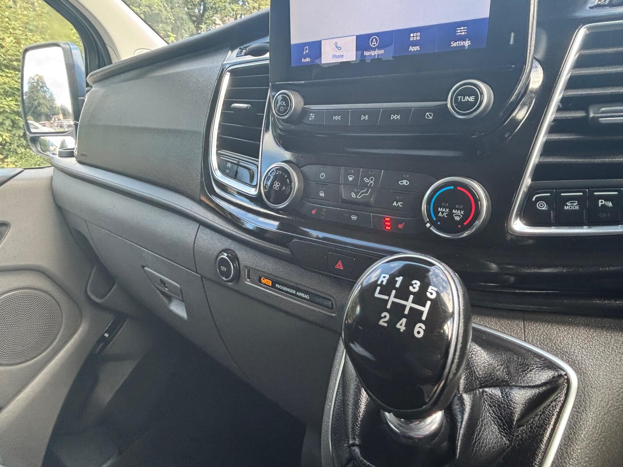 Ford Transit Custom view 27
