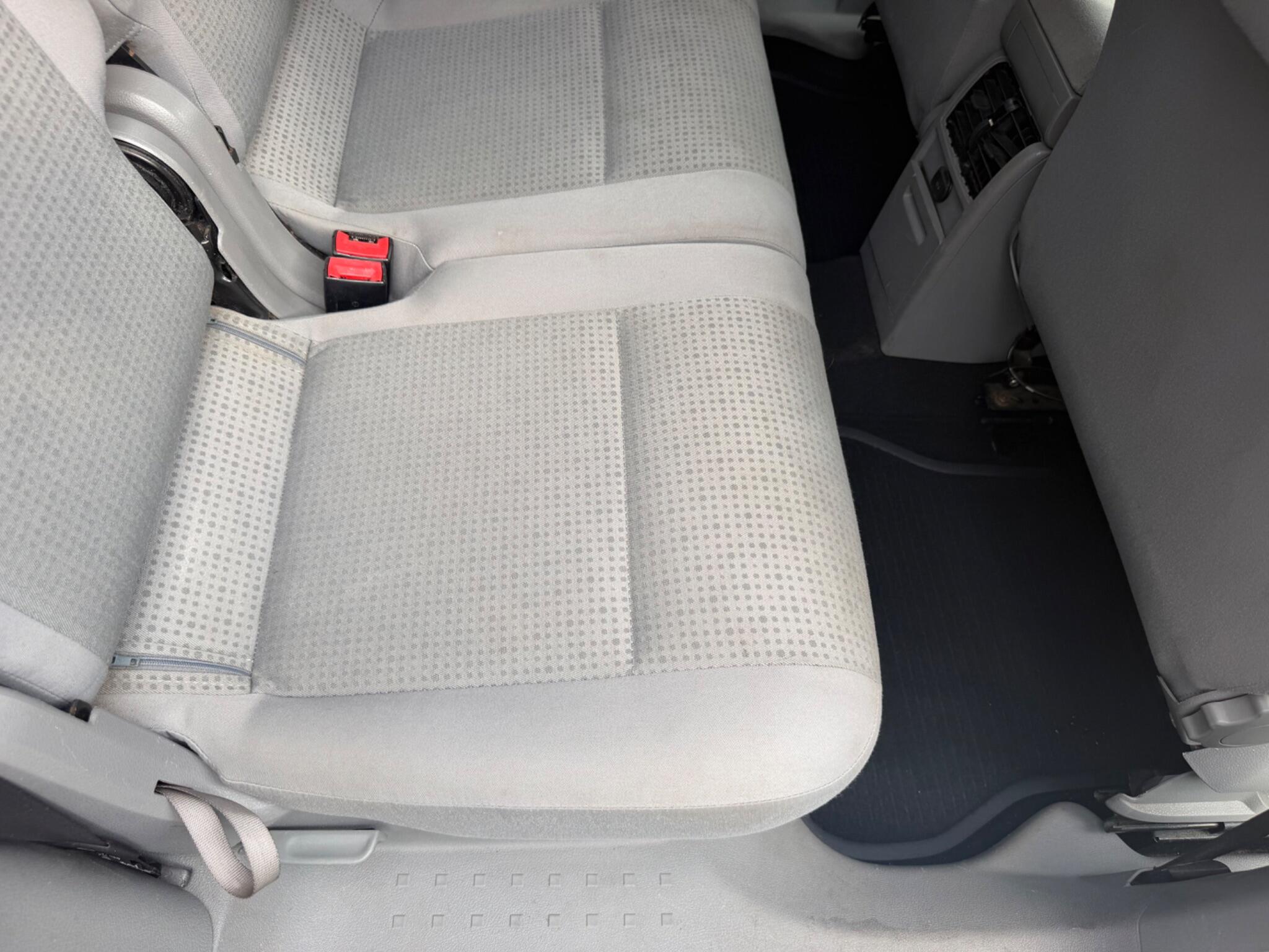 Volkswagen Caddy Maxi Life view 20