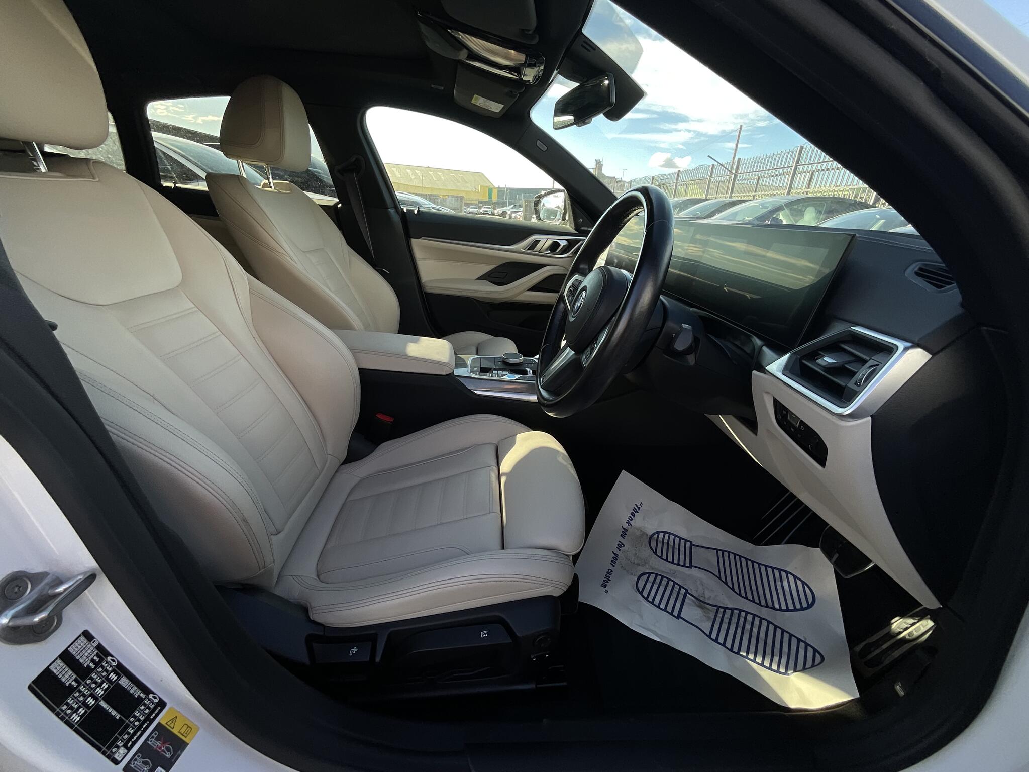 BMW I4 view 9