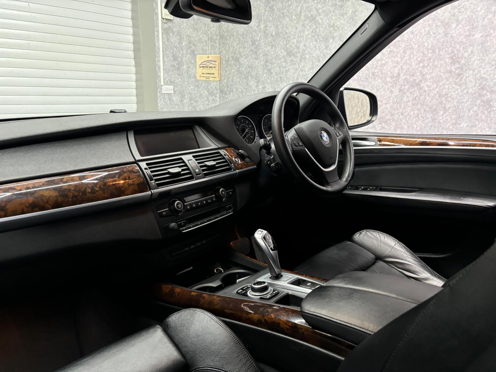 BMW X5 X5 view 11