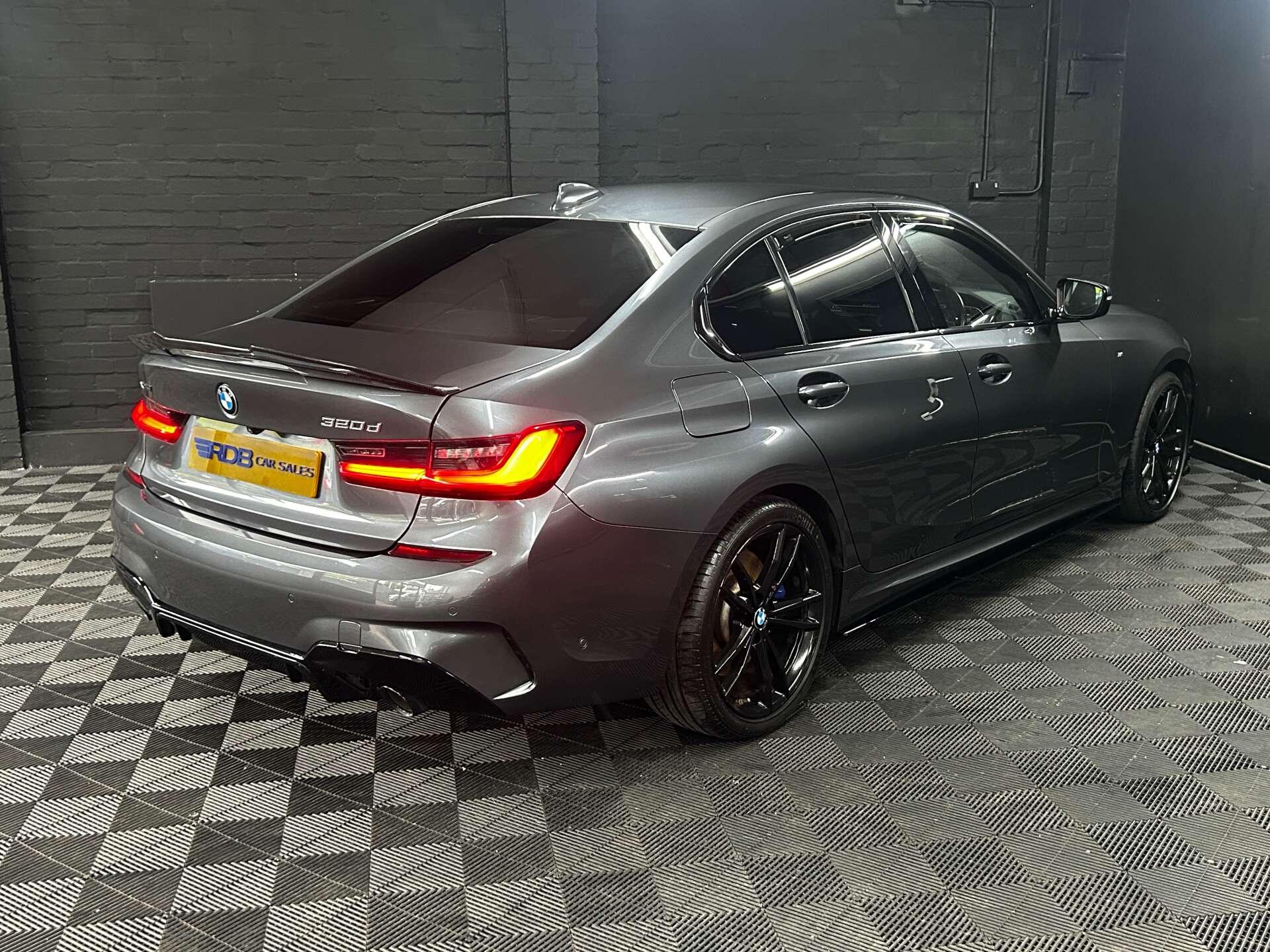 BMW 3 Series view 21