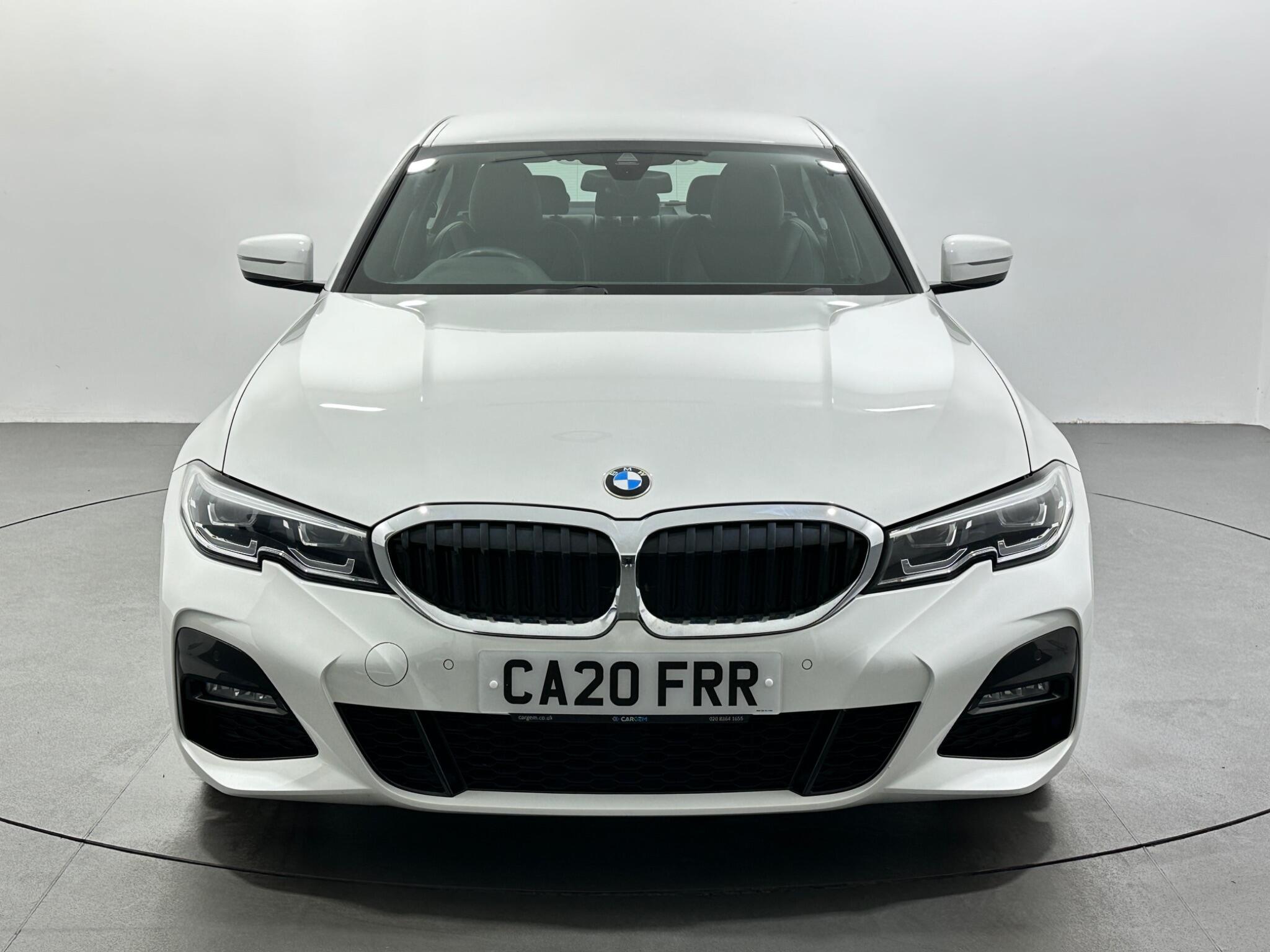 BMW 3 Series view 3