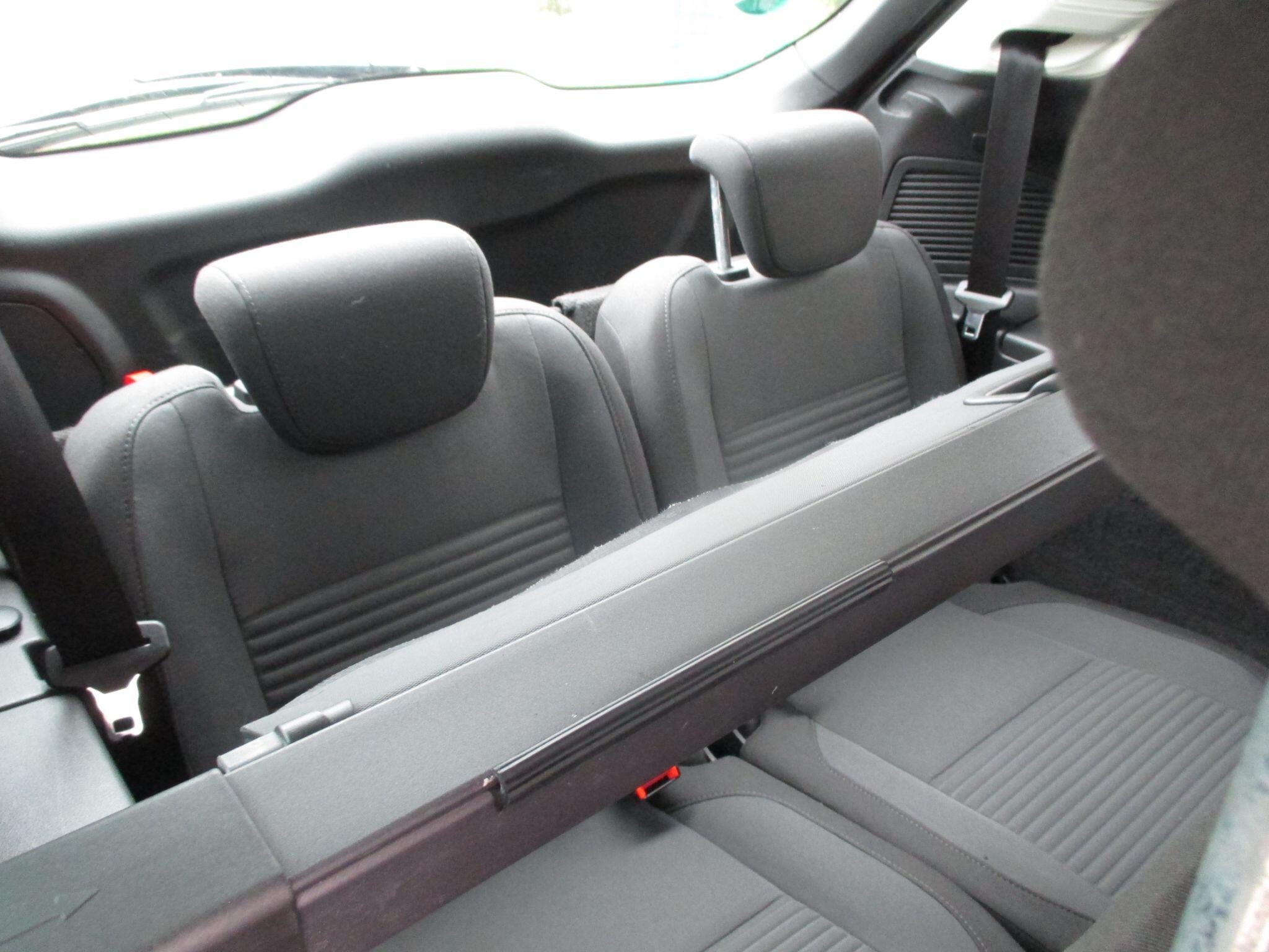 2016 Ford Grand C-Max image 27