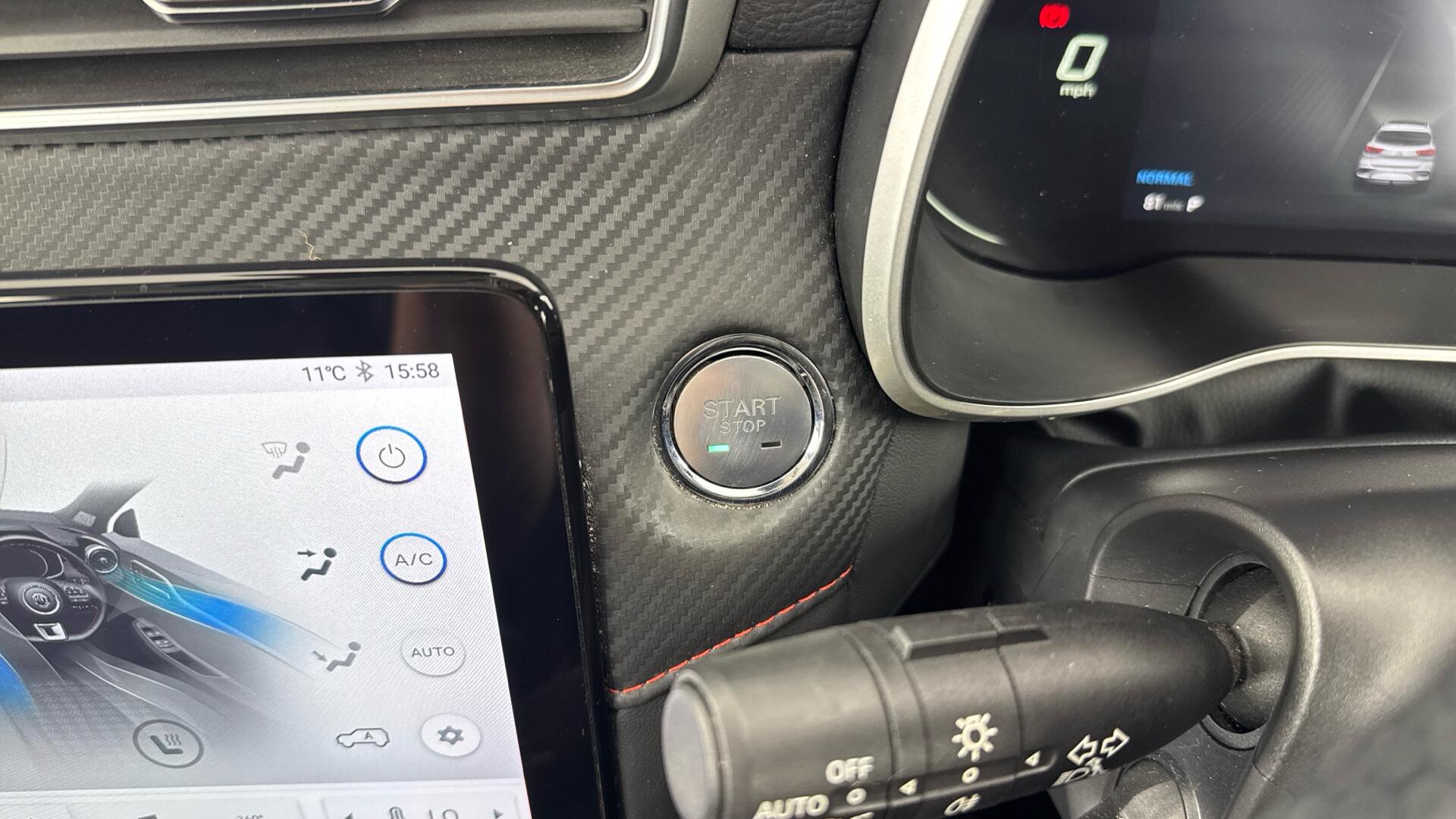 MG ZS view 46