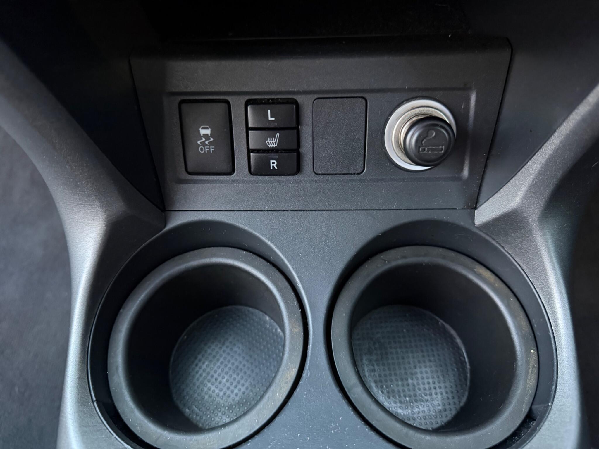 Toyota Rav4 view 64