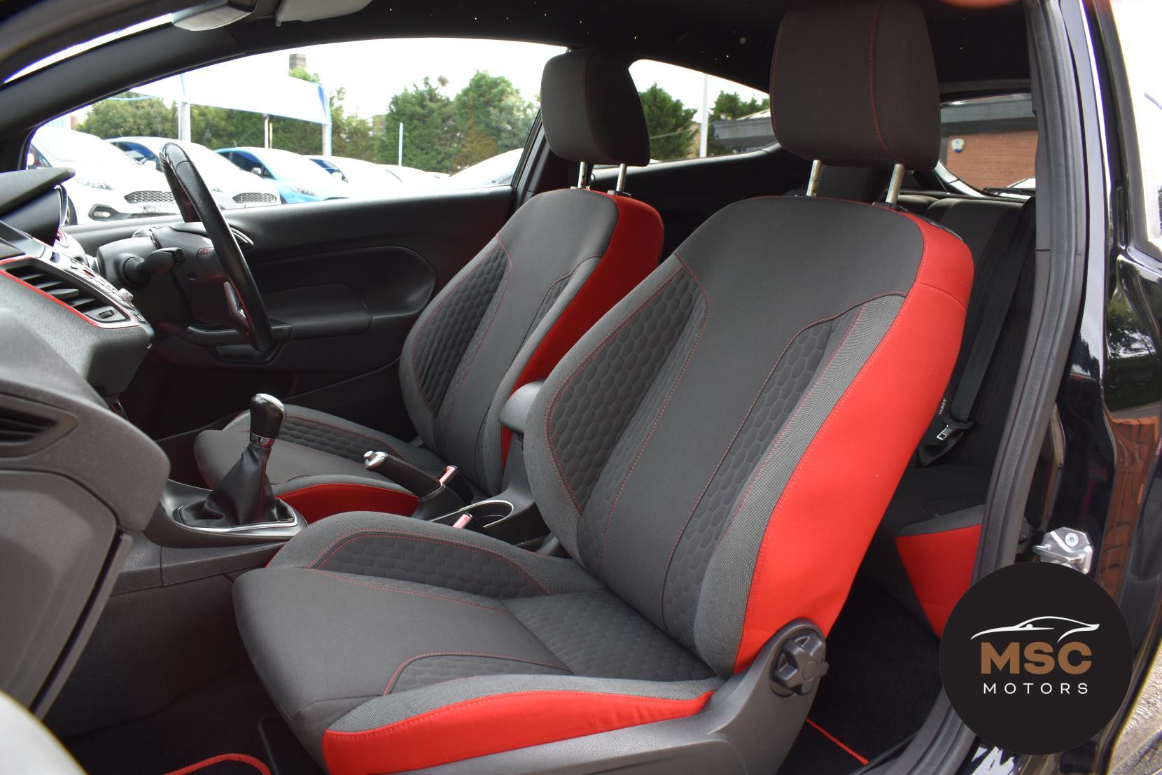 Ford Fiesta view 34