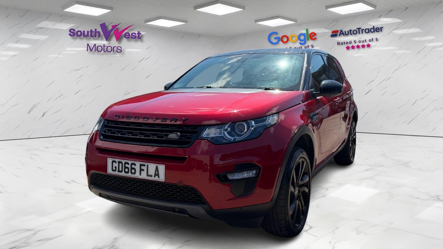 Land Rover Discovery Sport view 14