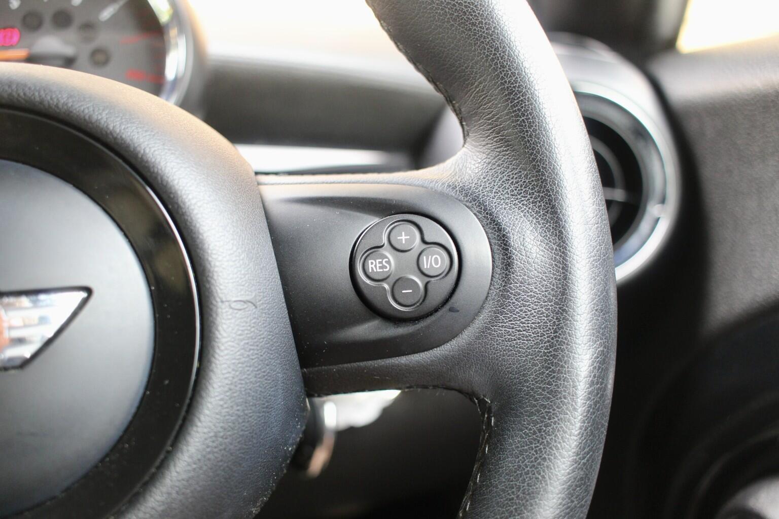 Mini Roadster view 21