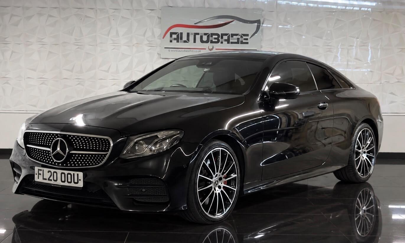 Mercedes-Benz E-Class view 3