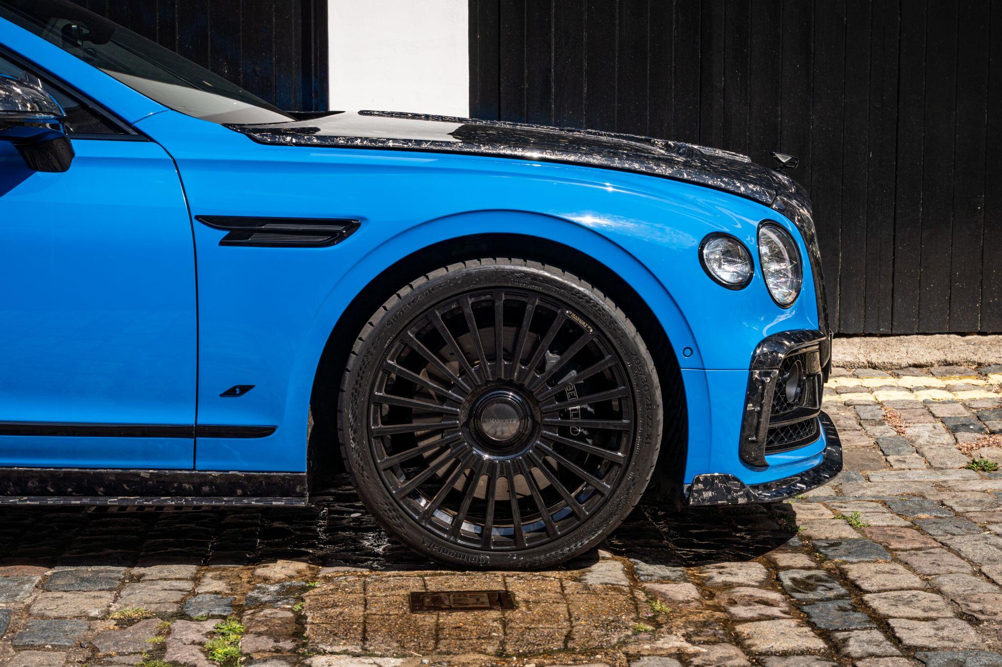 Bentley Flying Spur view 34