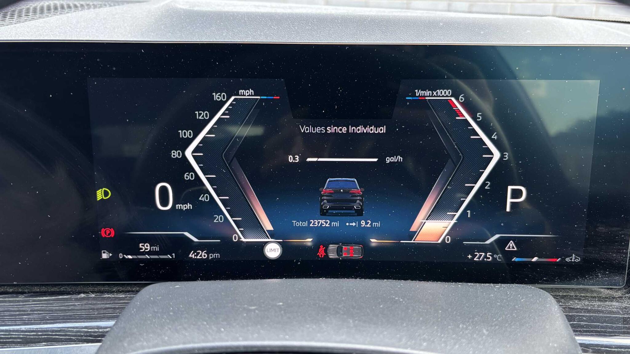 BMW X5 view 11
