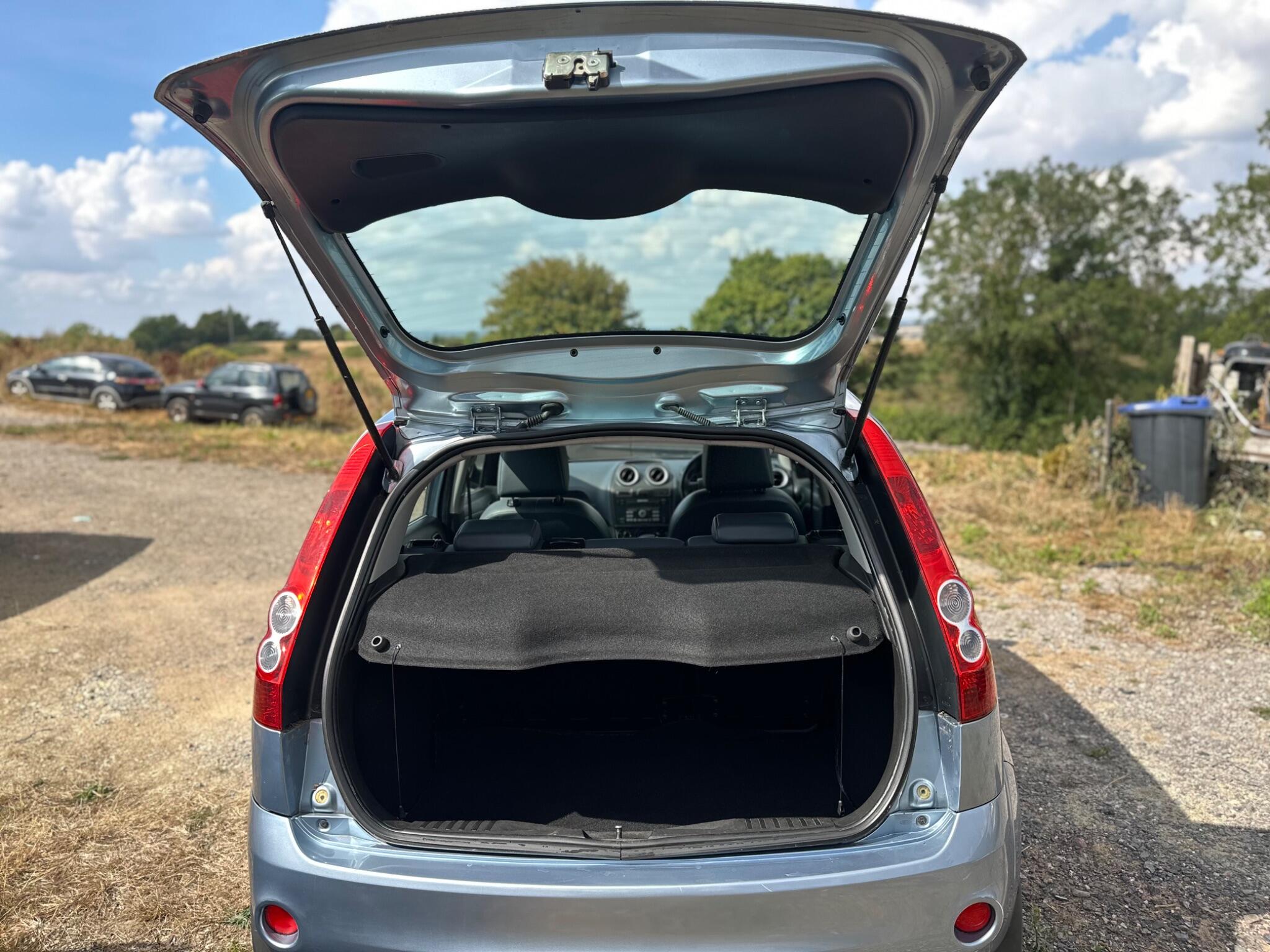Ford Fiesta view 19