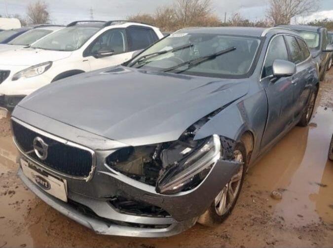 Volvo V90 view 16