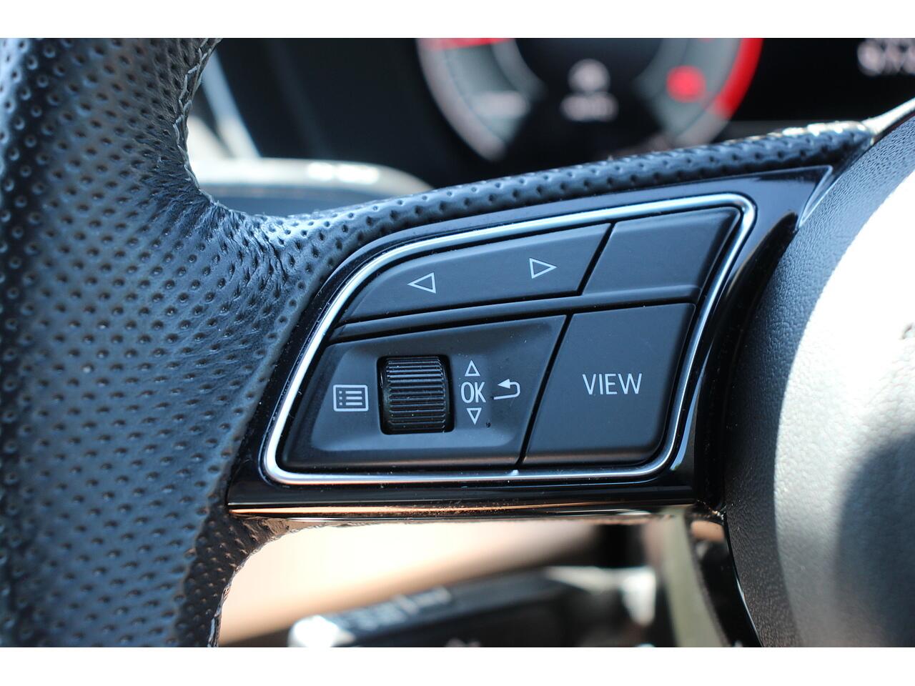 Audi A4 view 25