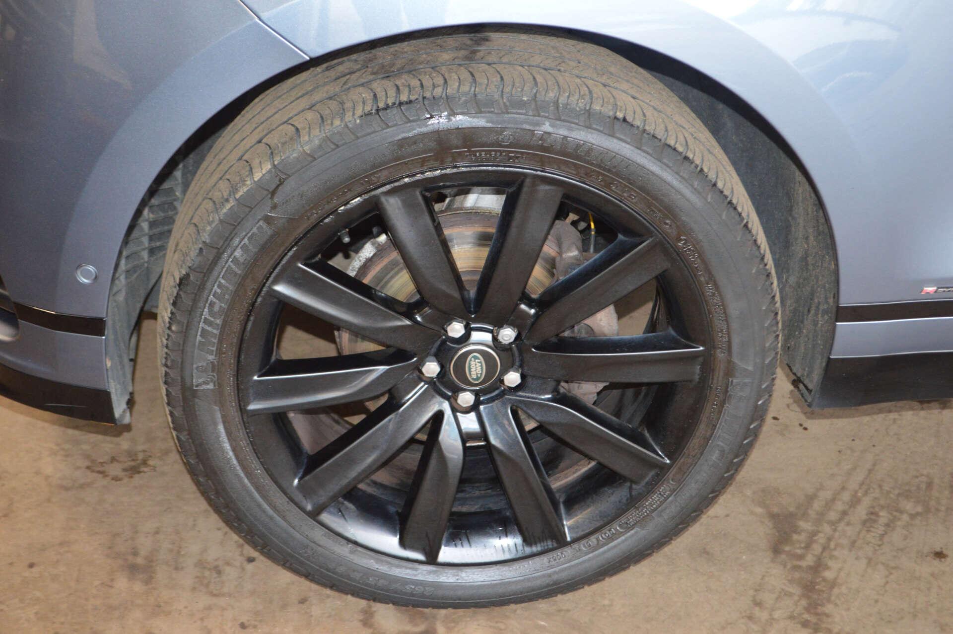 Land Rover Range Rover Velar view 59