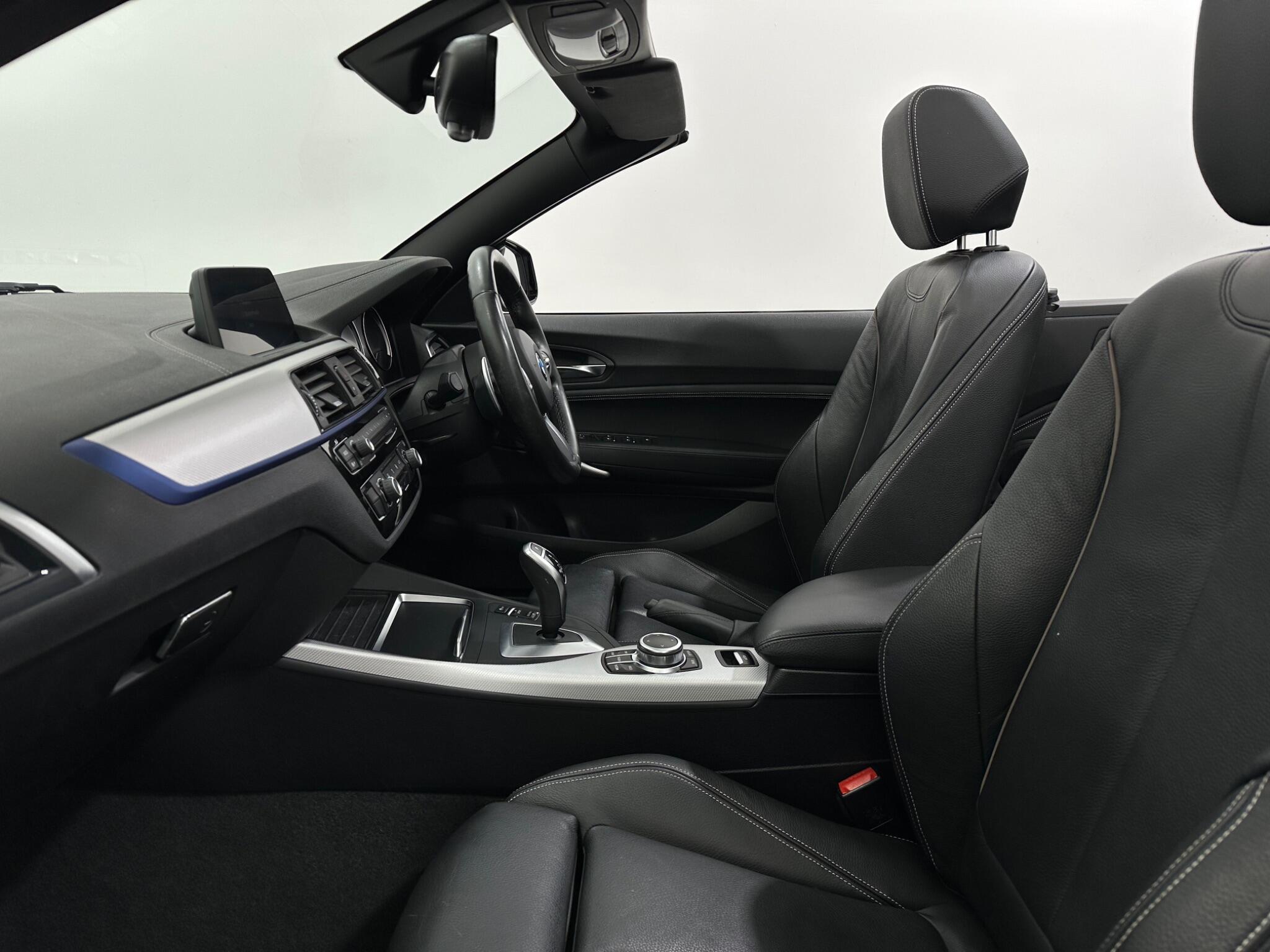 BMW 2 Series view 36