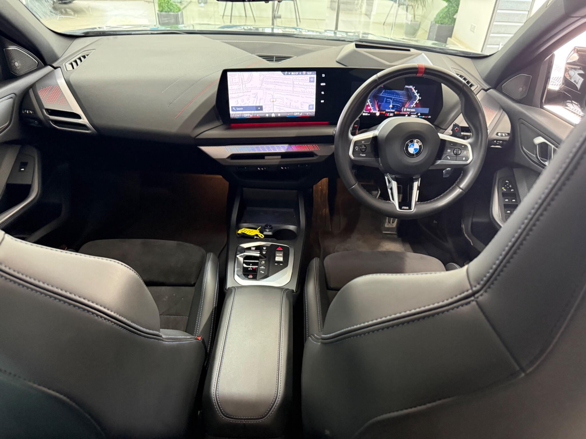 BMW 1 Series view 19