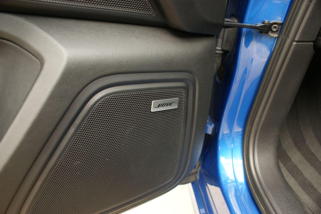 Porsche Macan view 36