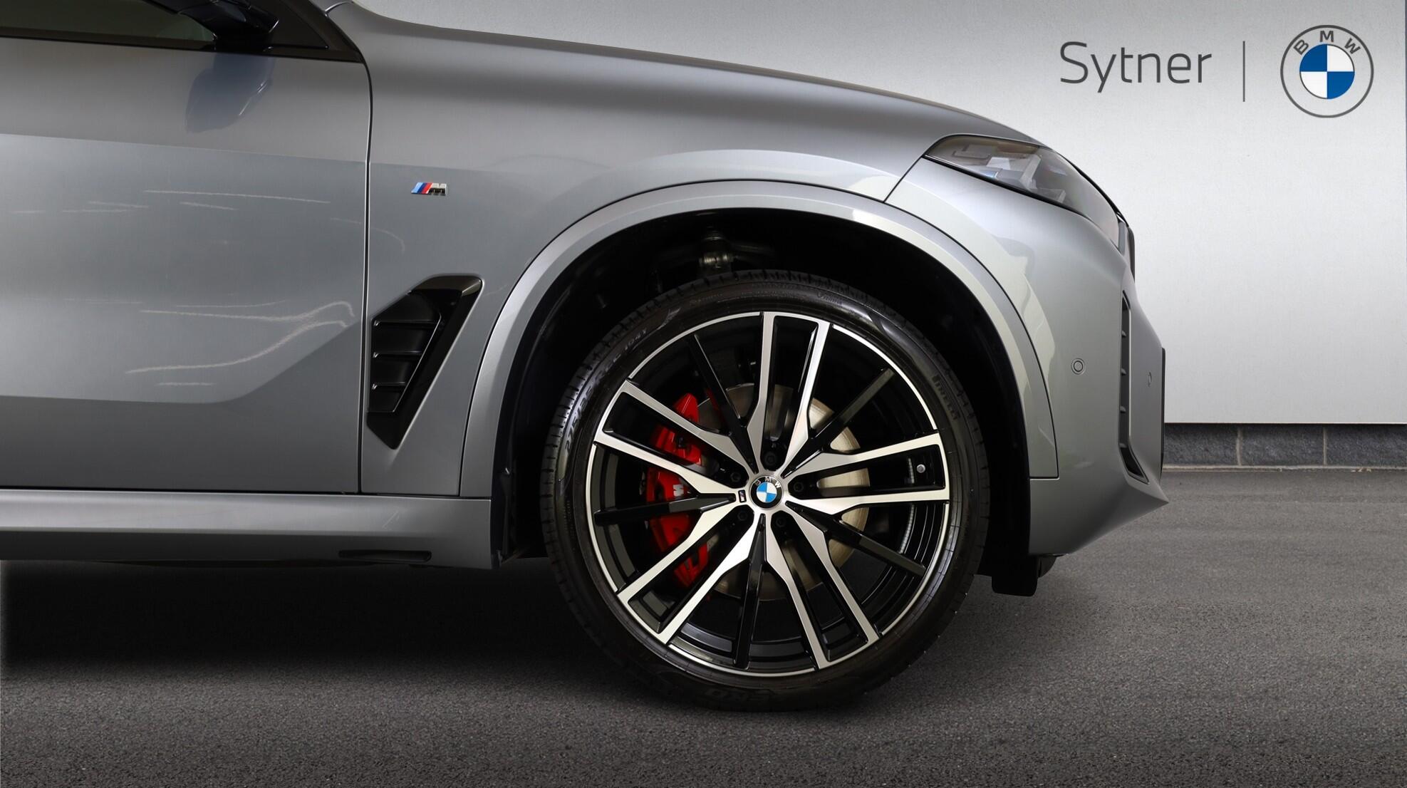 BMW X5 view 14