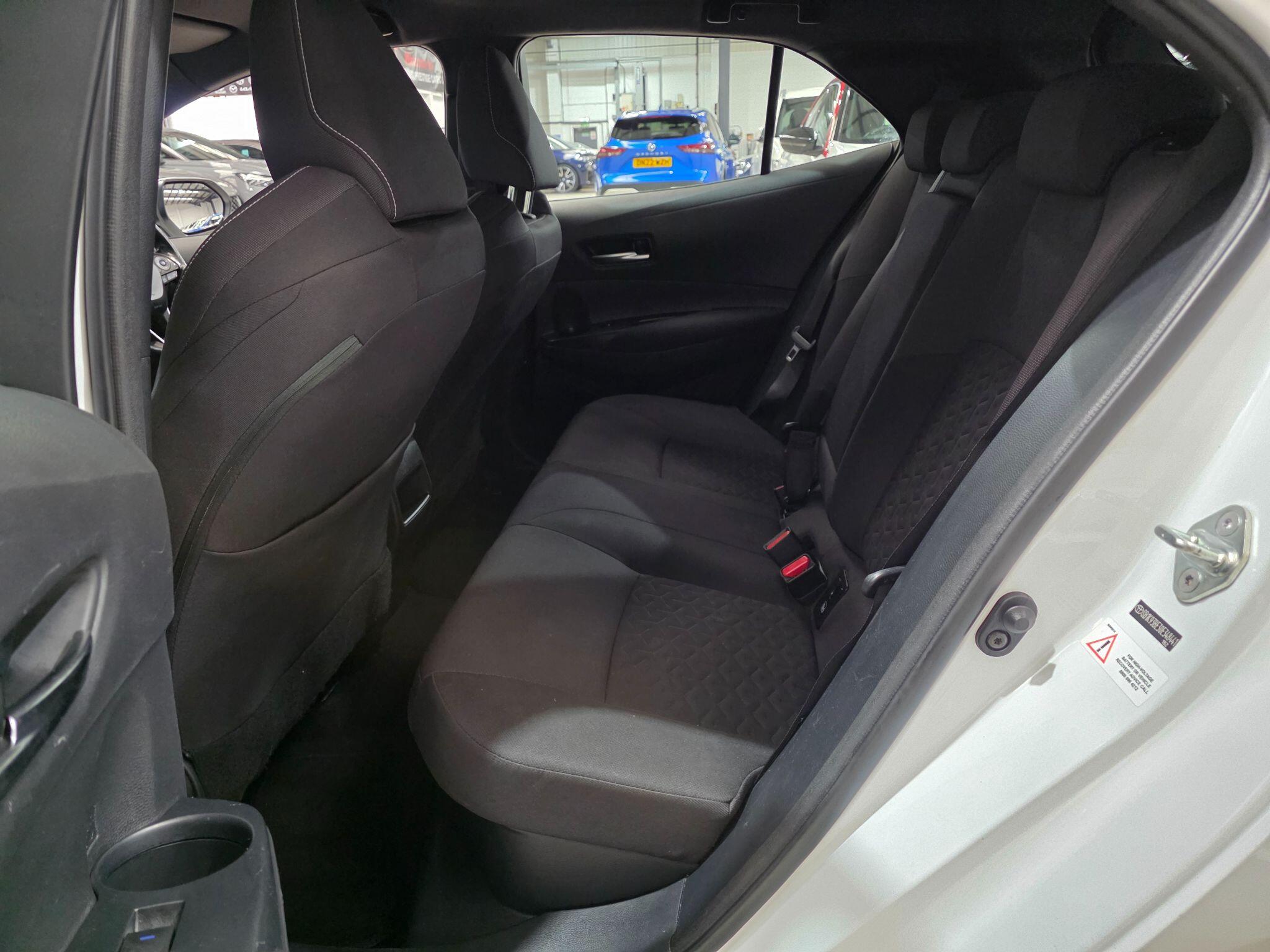 Toyota Corolla view 21