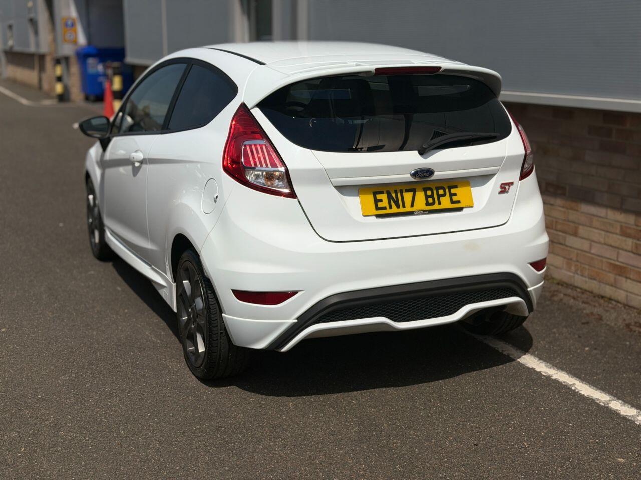 Ford Fiesta view 17