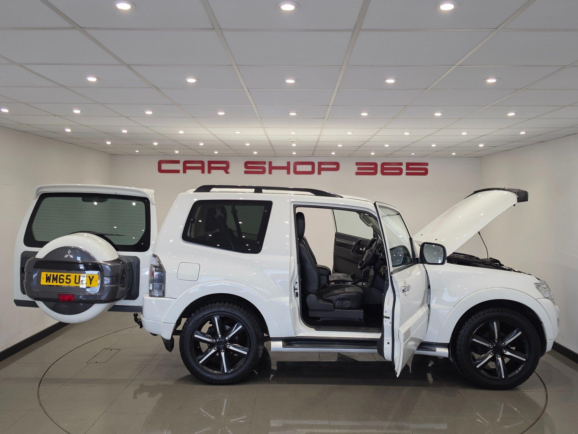Mitsubishi Shogun view 56
