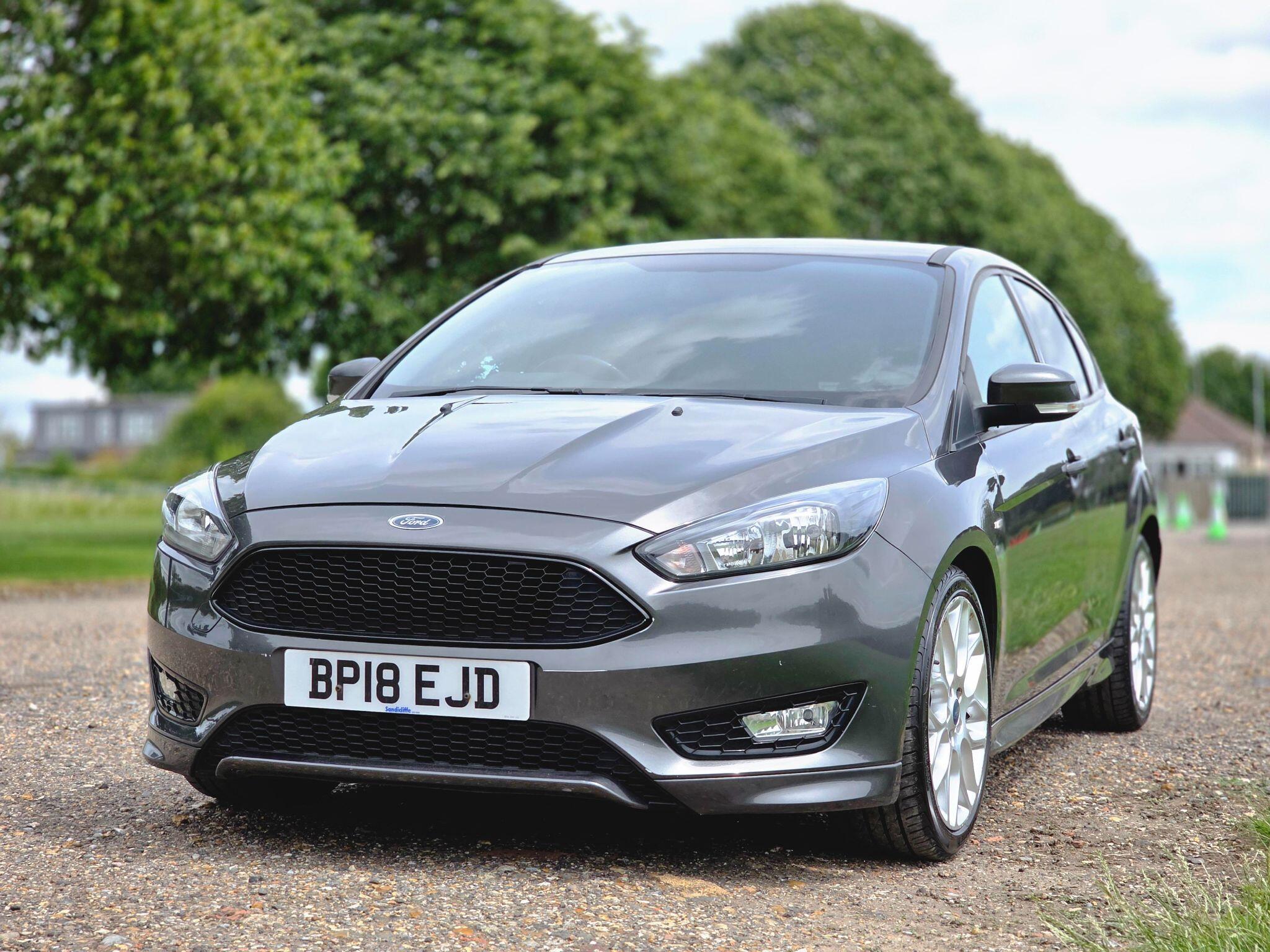 Ford Focus view 17