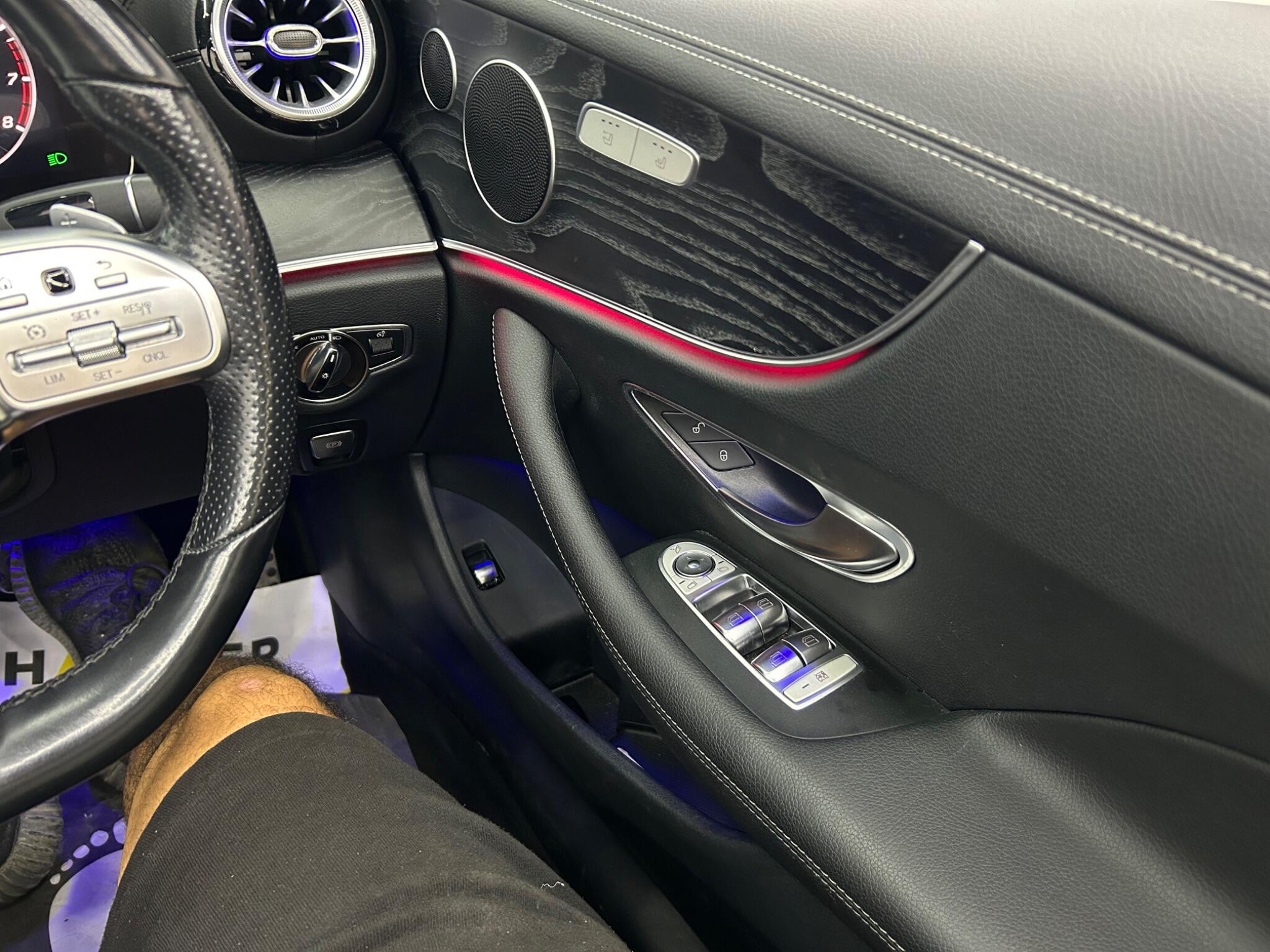 Mercedes-Benz E-Class view 53