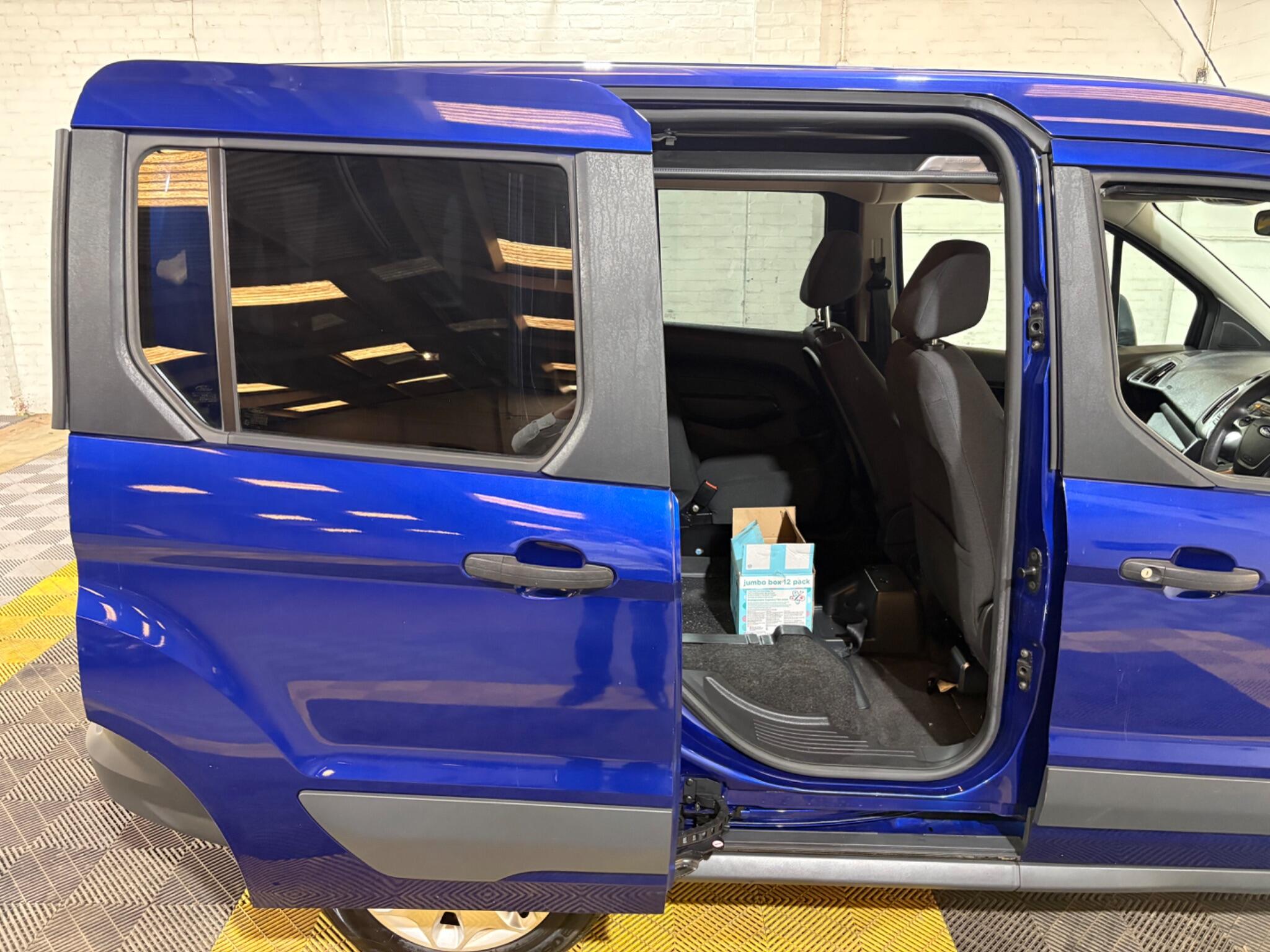 Ford Tourneo Connect view 51