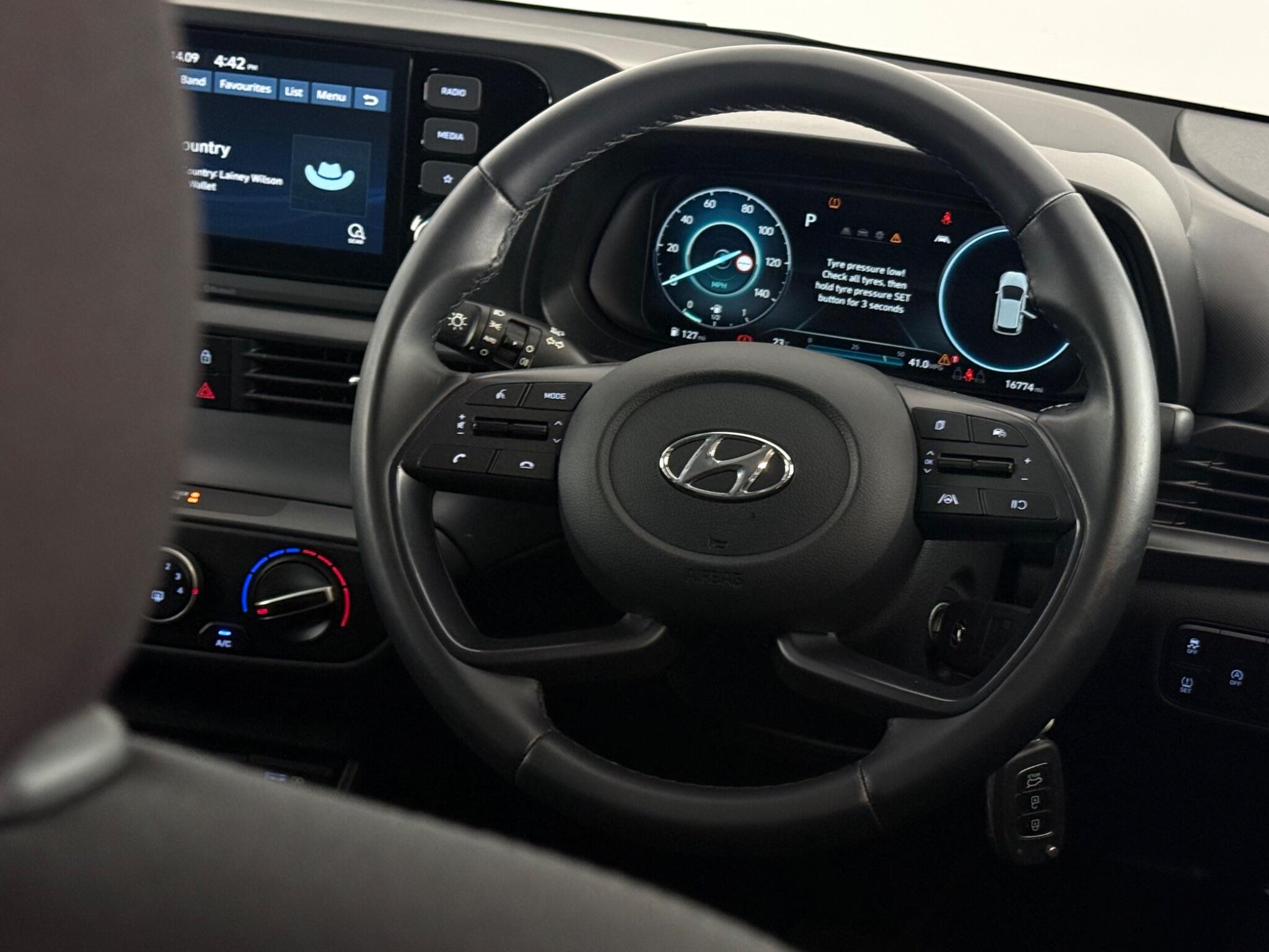 Hyundai I20 view 13