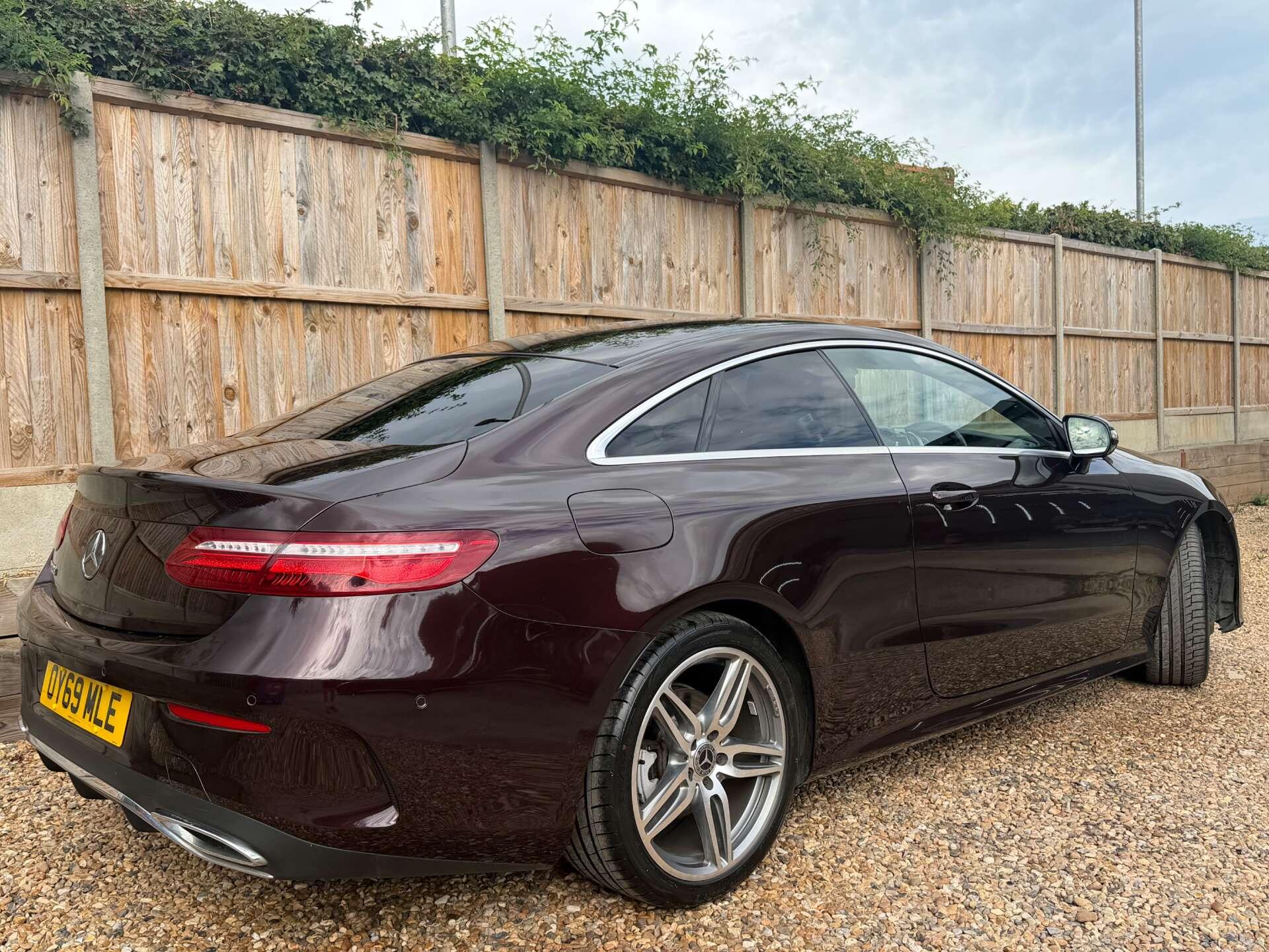 Mercedes-Benz E Class view 13