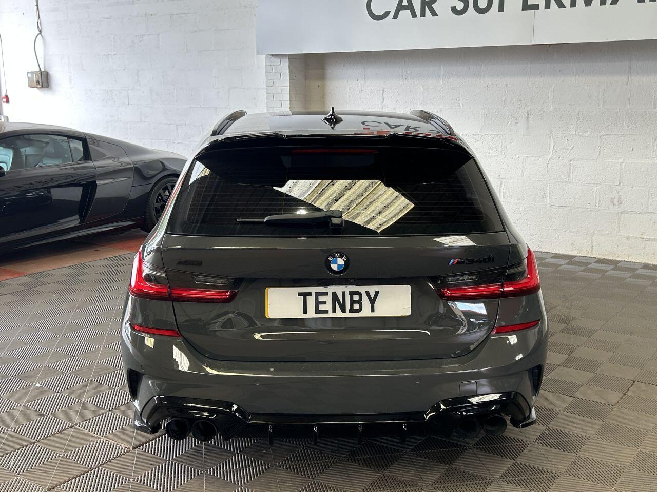 BMW 3 Series view 8