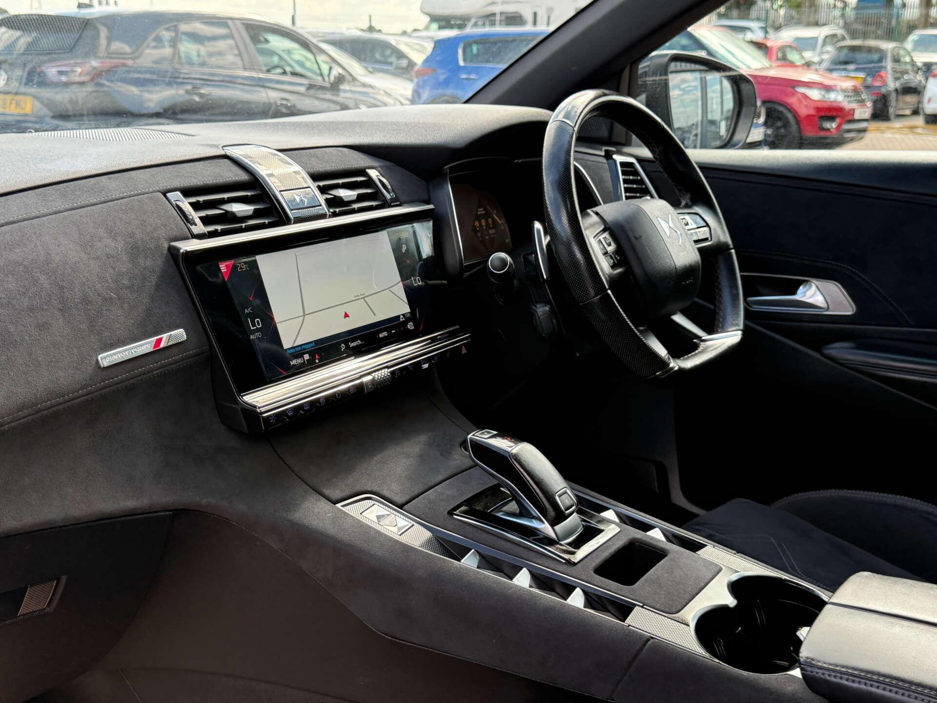 DS Automobiles DS 7 Crossback view 74