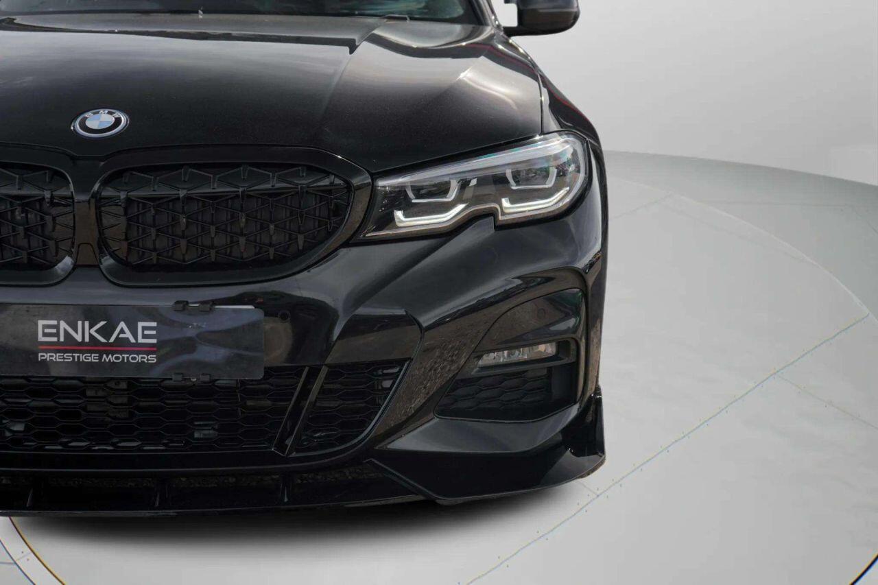 BMW 3 Series view 12