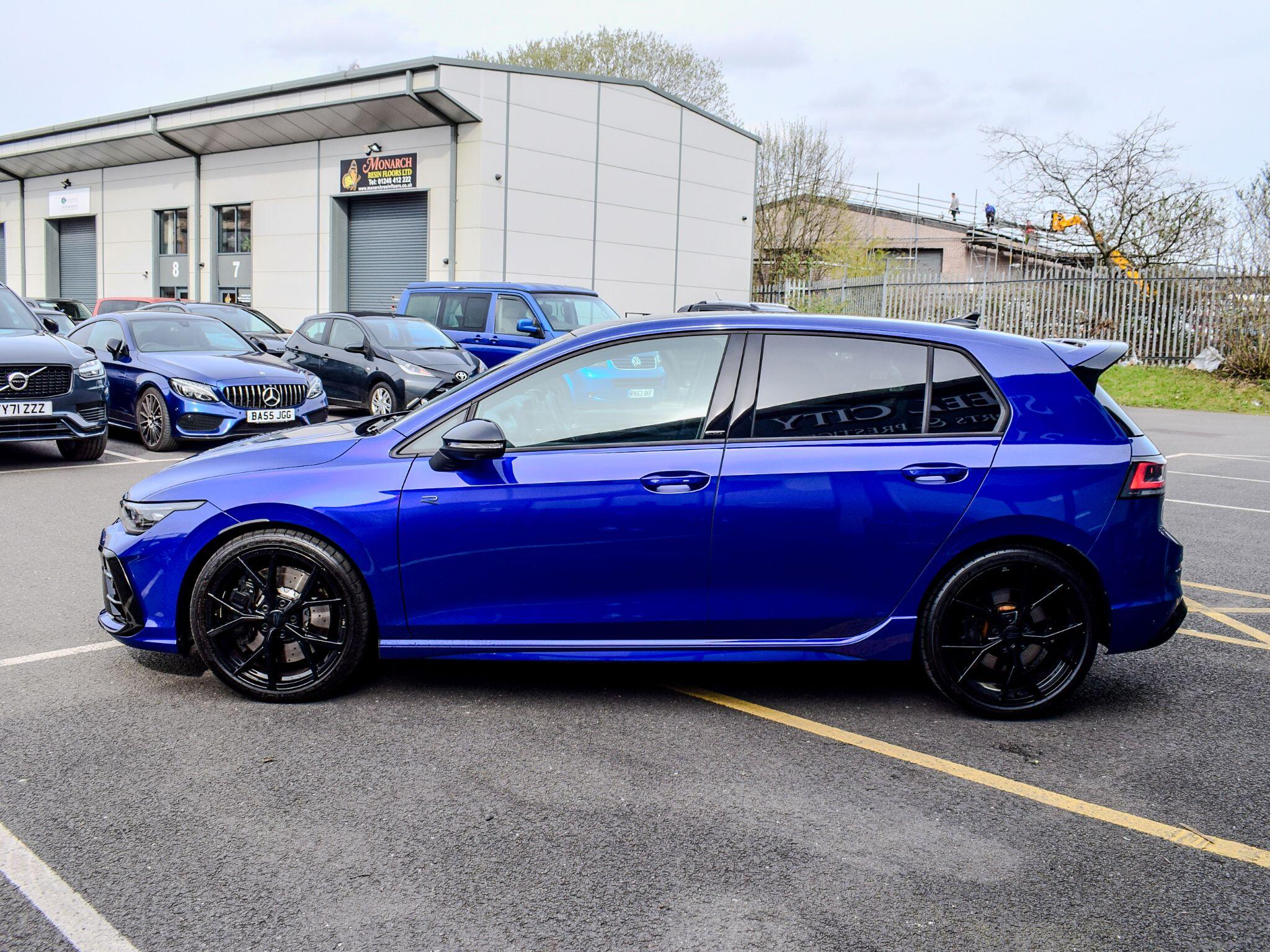 Volkswagen Golf view 10