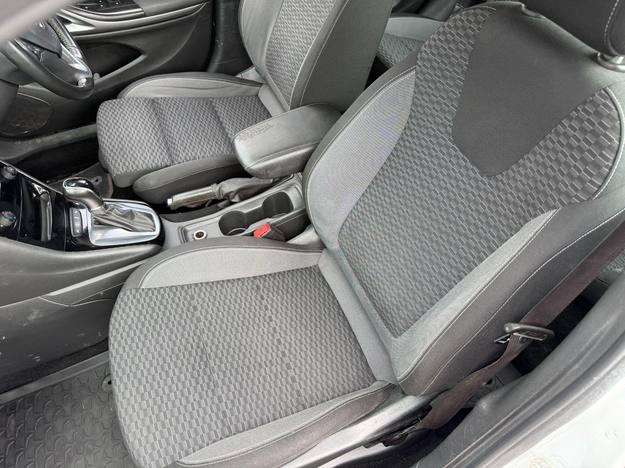 Vauxhall Astra view 29