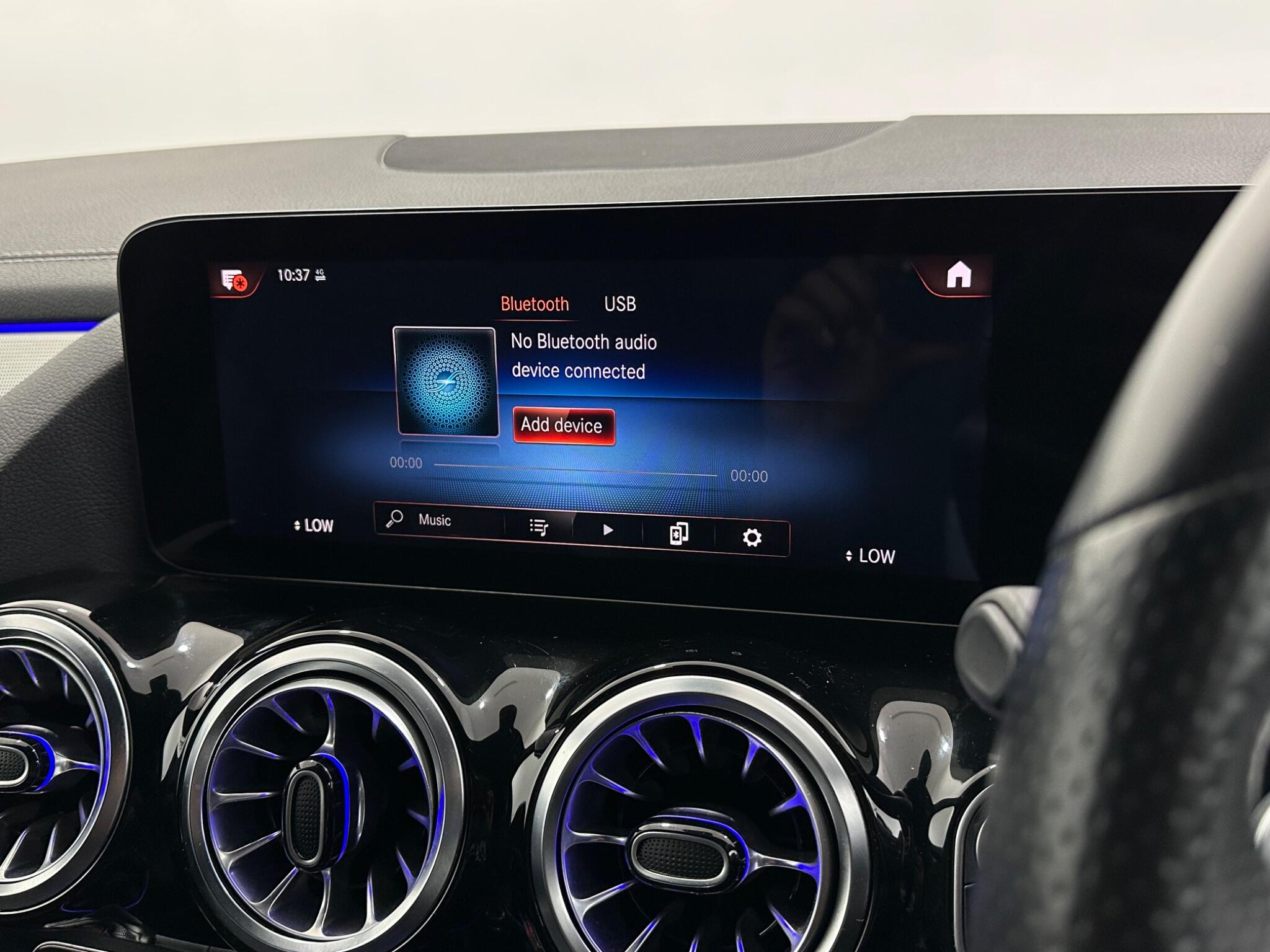 Mercedes-Benz B-Class view 28