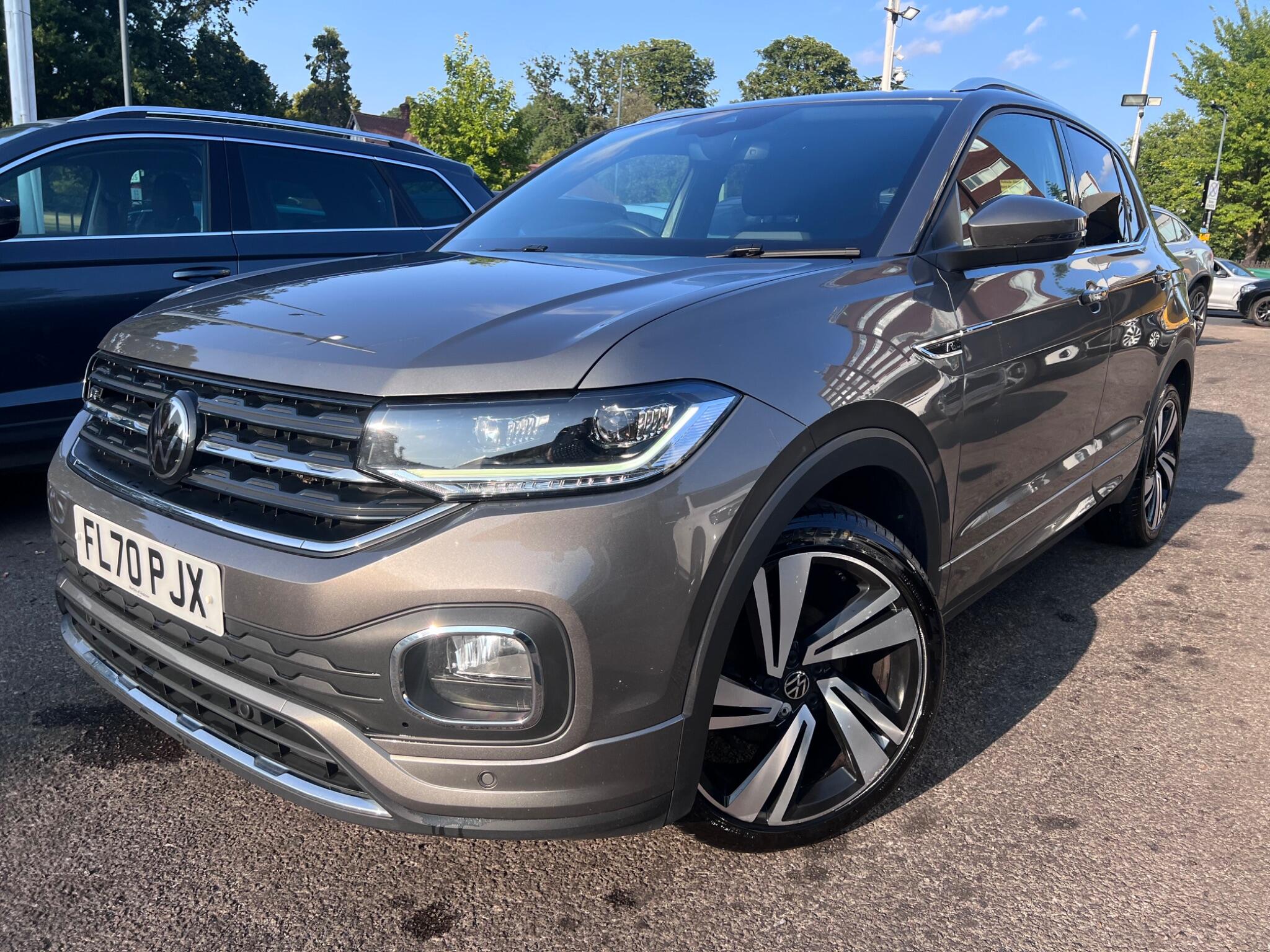 Volkswagen T-Cross view 7