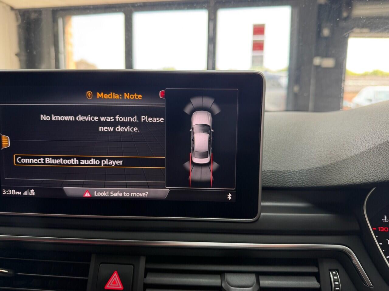 Audi S4 view 30