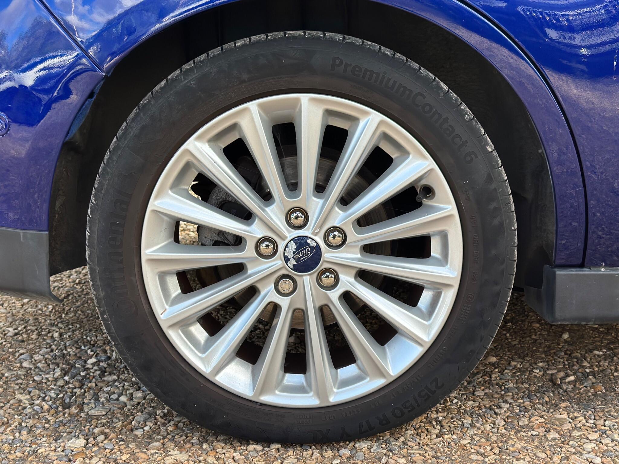Ford Grand C-Max view 66
