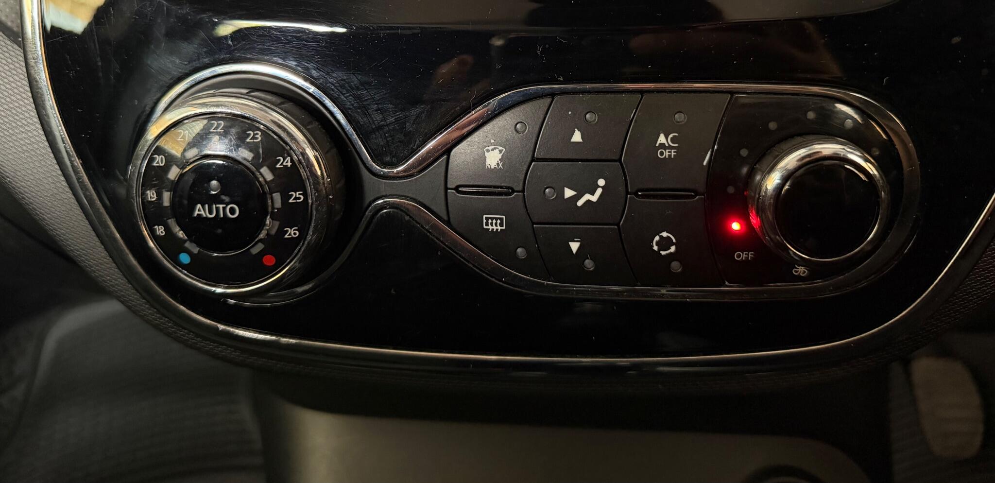 Renault Captur view 30