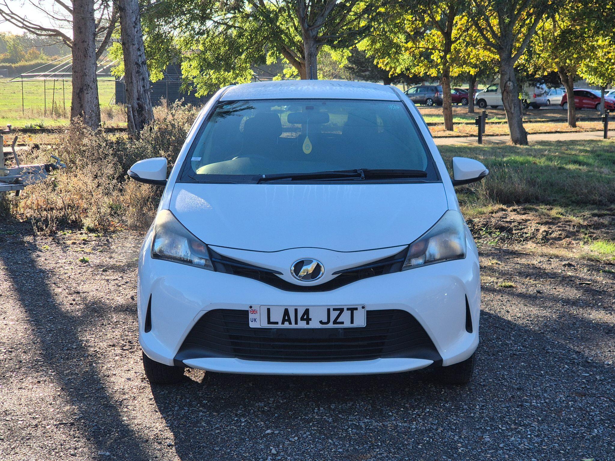 Toyota Vitz
