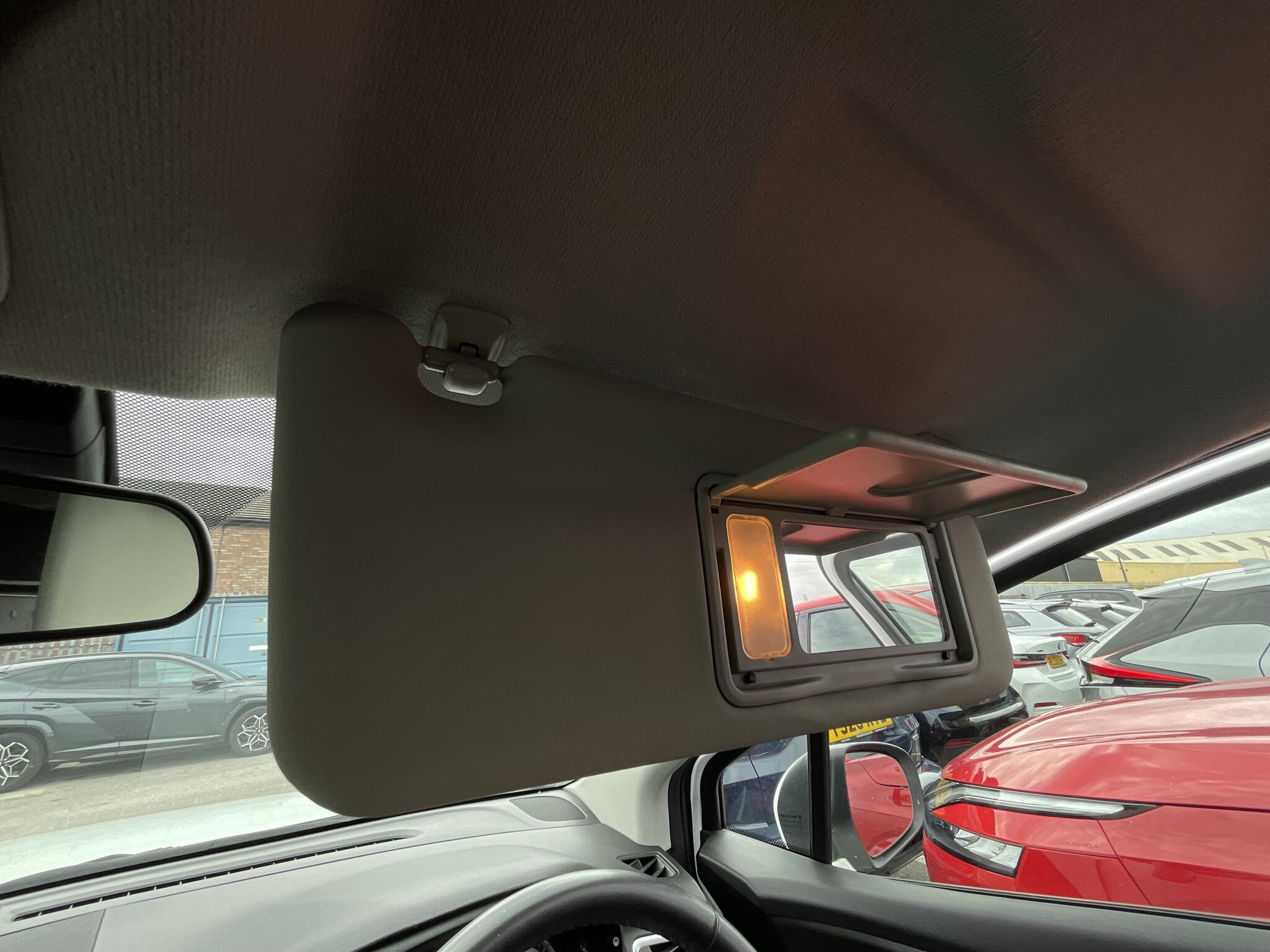 Suzuki S-Cross view 28