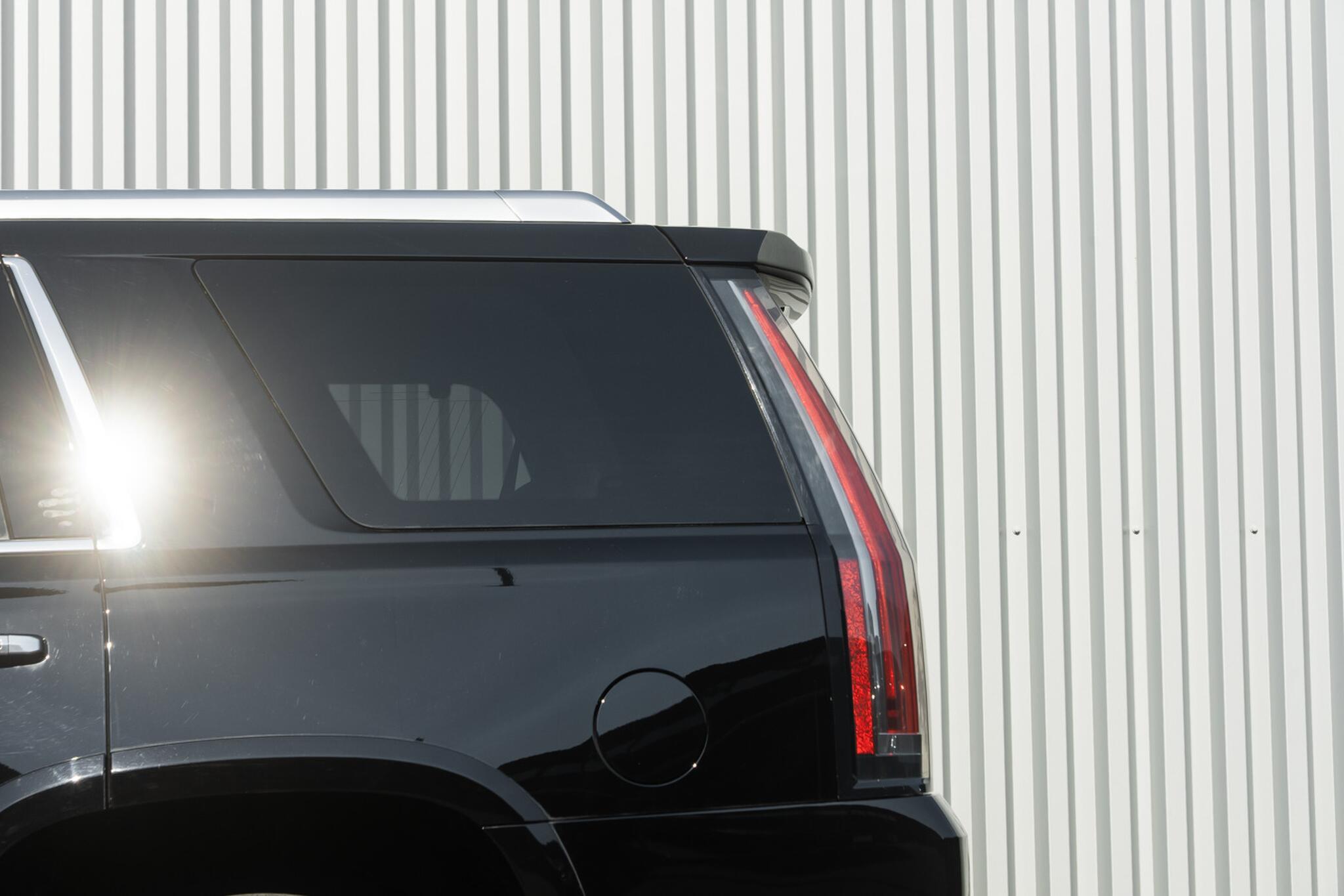 Cadillac Escalade view 19