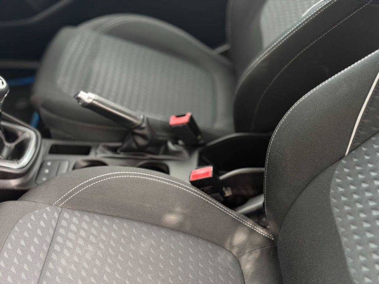 Ford Fiesta view 112