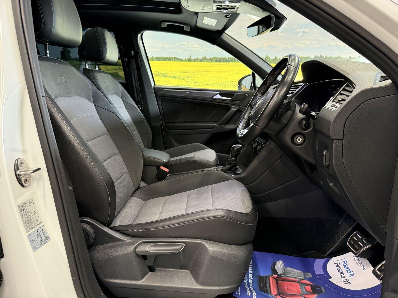Volkswagen Tiguan view 9