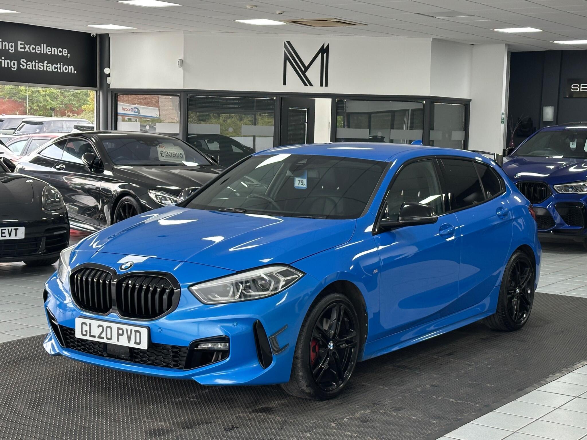BMW 1 Series view 8