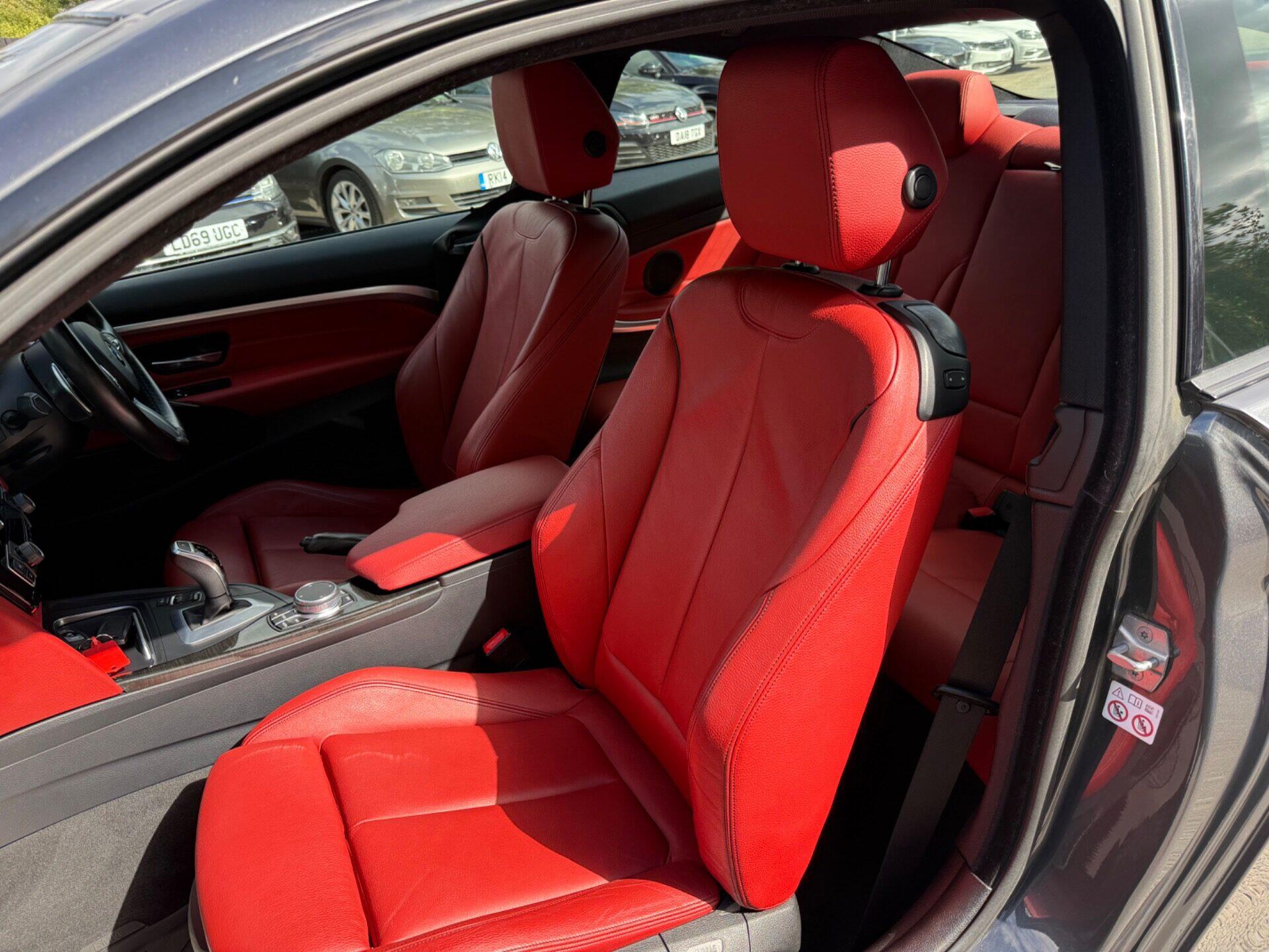 BMW 4 Series view 14